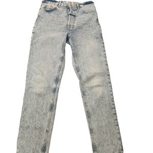 We the Free button fly high waist rigid denim size 28 free people Zuri jeans